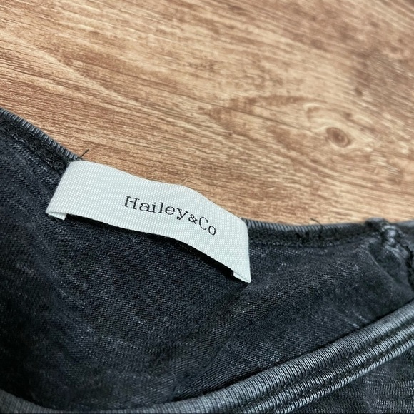 Hailey & Co. Washed Black Layer Sleeve Detail Top - Picture 6 of 7